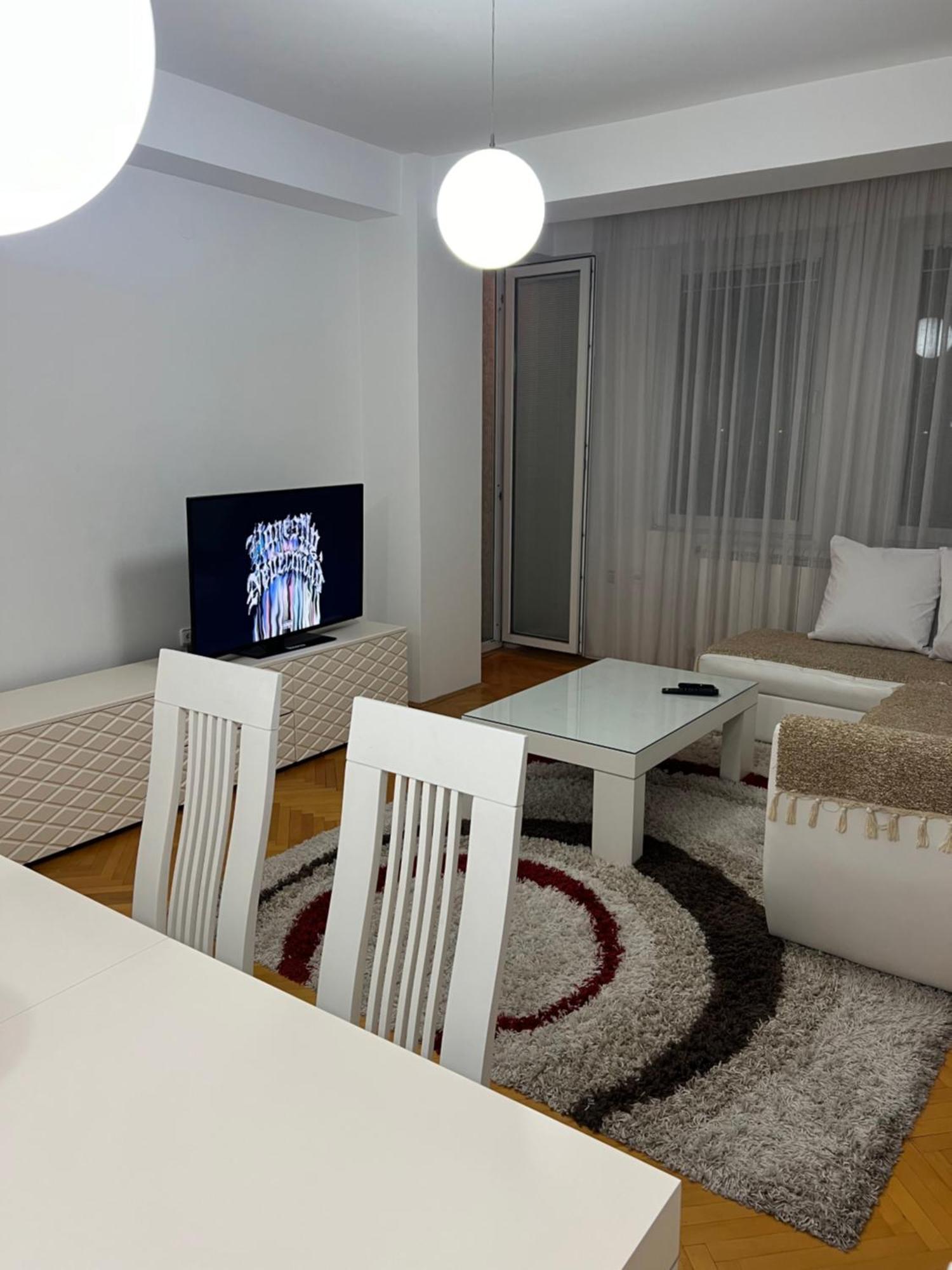 סקופיה Karas Apartments מראה חיצוני תמונה