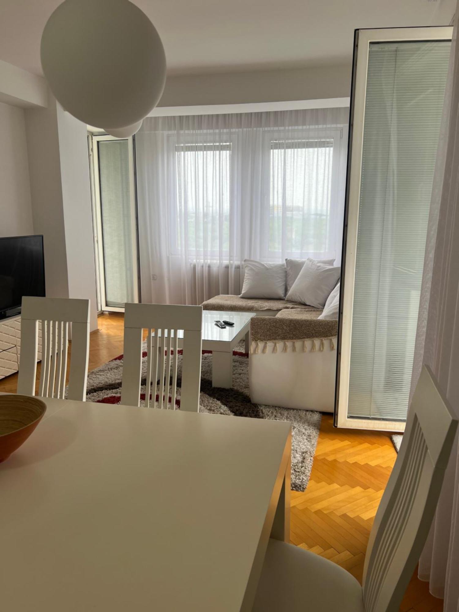 סקופיה Karas Apartments מראה חיצוני תמונה